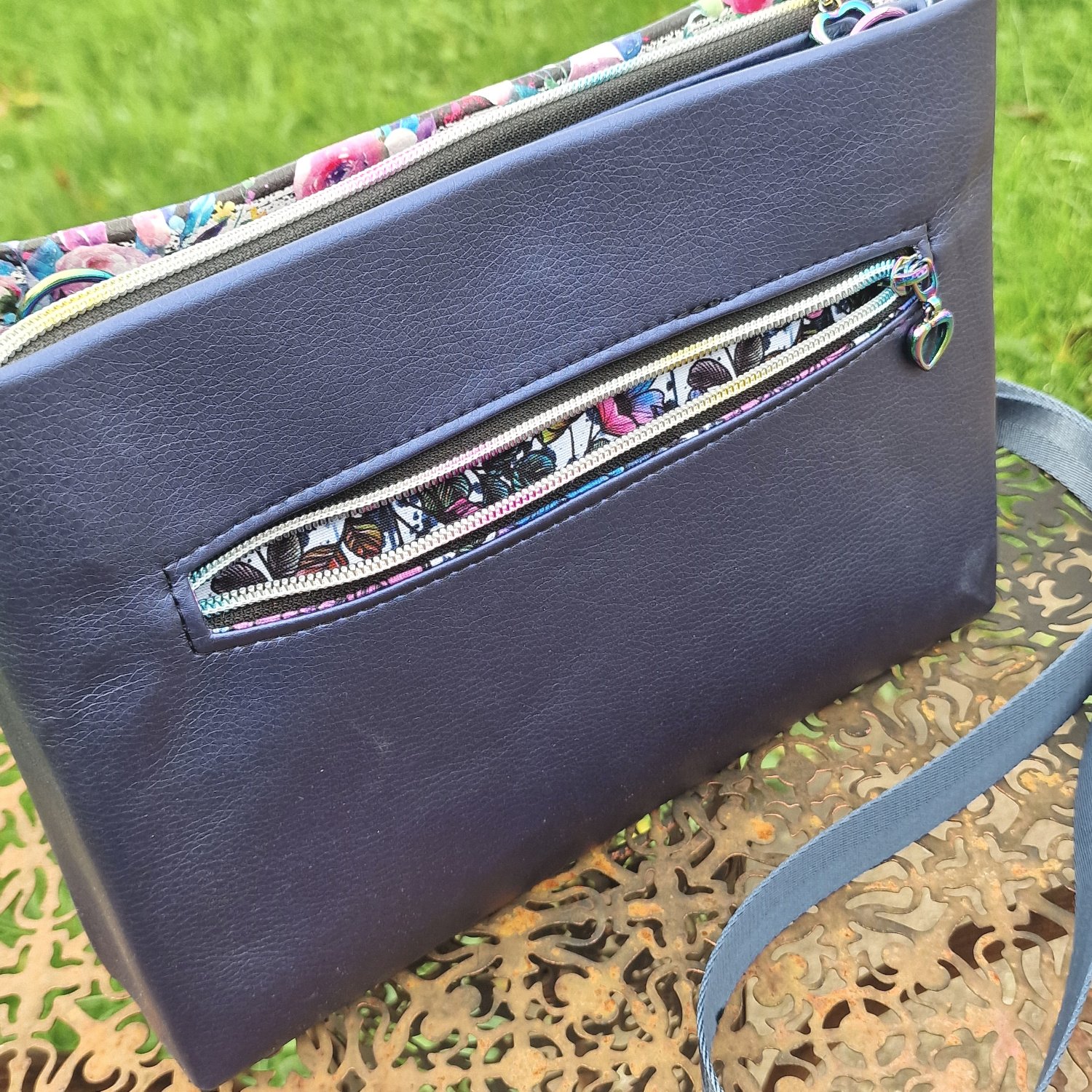 Belladonna Crossbody Bag - Image 4