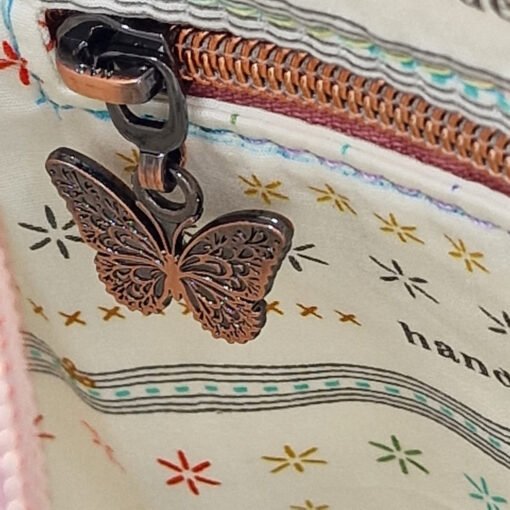 Momexa Crossbody Bag - Image 2