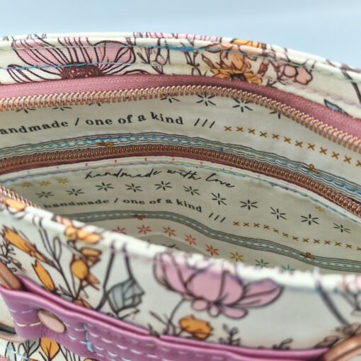 Momexa Crossbody Bag - Image 3