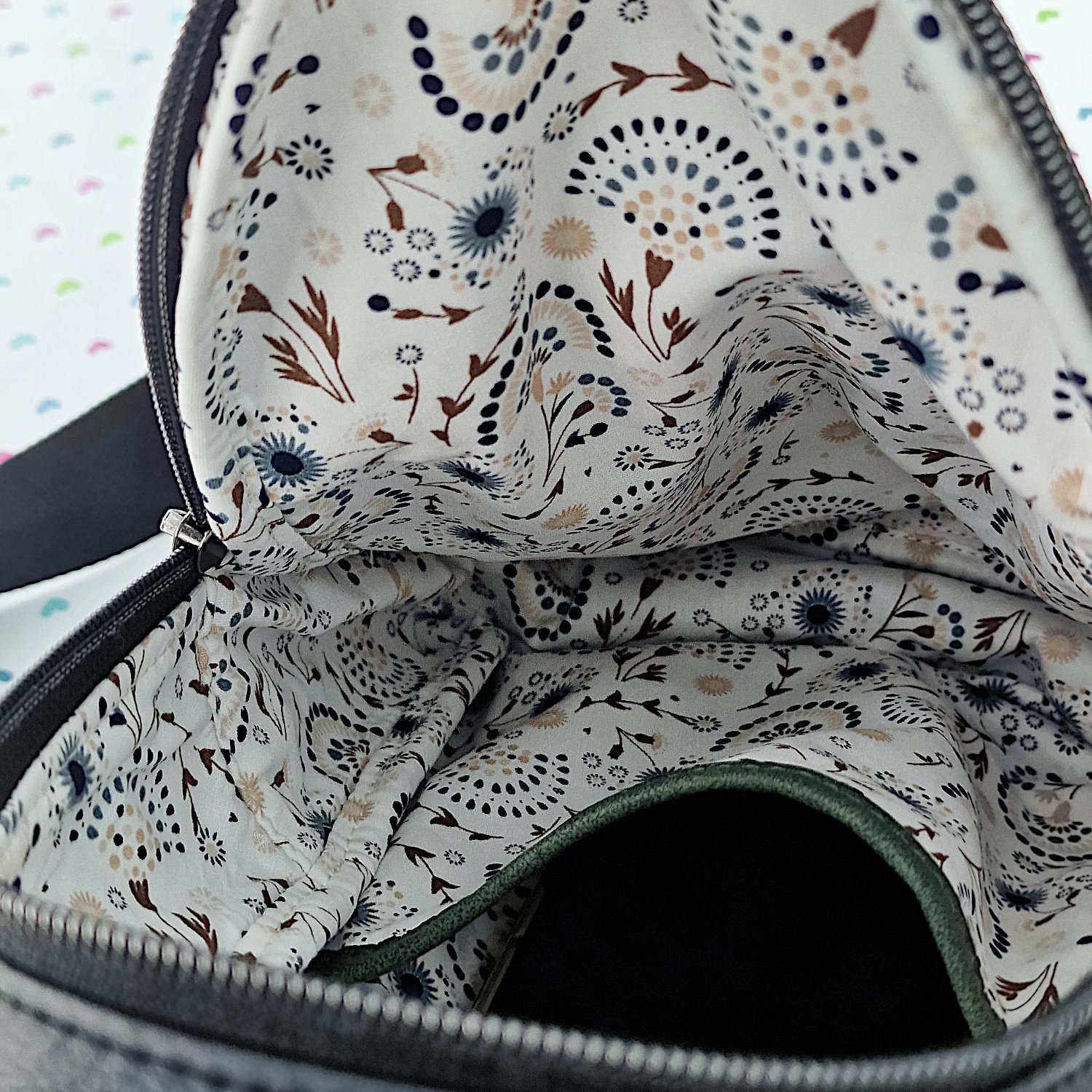 Retro Style Sling Bag - Image 12