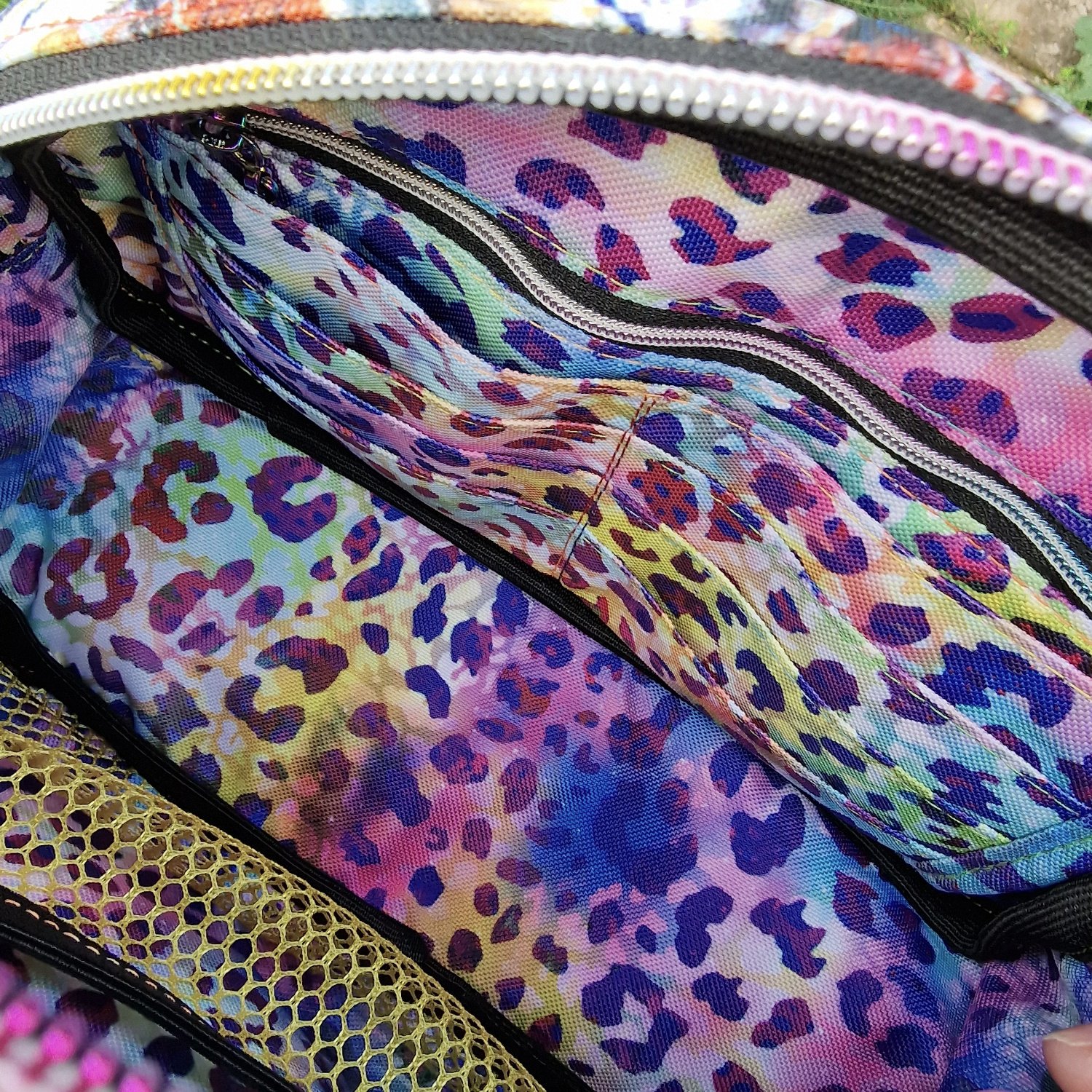 Konin Bowler Bag - Image 22