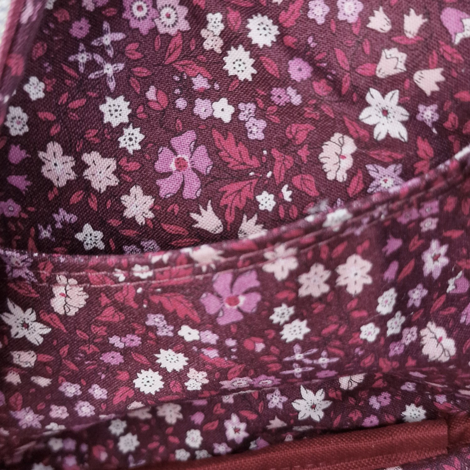 Konin Bowler Bag - Image 9